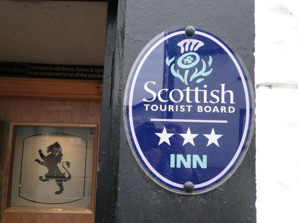 The Red Lion Inn Doune Exteriör bild