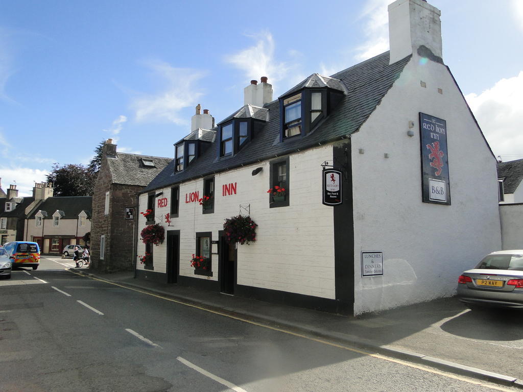 The Red Lion Inn Doune Exteriör bild